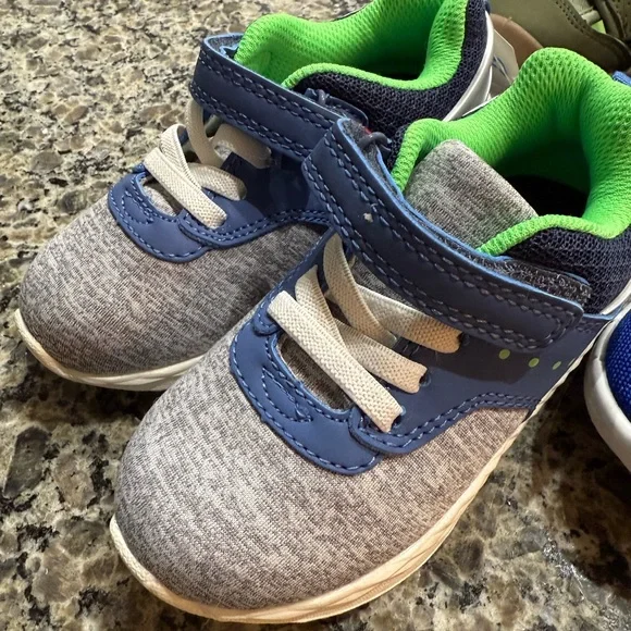 OshKosh Carters Boys Size 8 Shoes - Blue Green Grey Shoes Kids - Picture 4 of 7